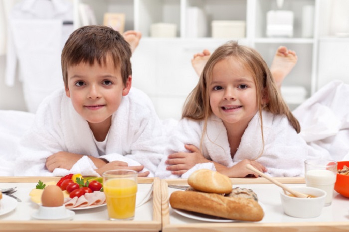 چرا کودکان هرگز نباید از صبحانه صرف نظر کنند؟