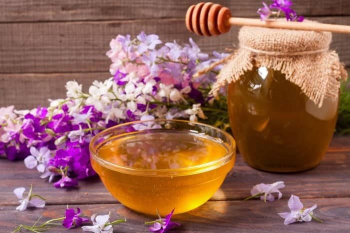 عسل گل وحشی بهترین عسل برای پخت و پز