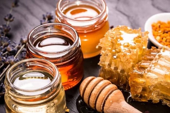 چرا عسل را با شکر جایگزین کنیم؟