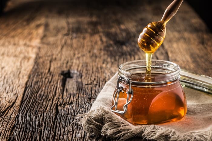 داستان هر قطره عسل دانستنی‌های جذاب درباره منشاء و انواع مختلف عسل - عسل رایحه خوانسار